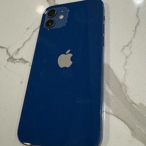 iPhone 12 64GB